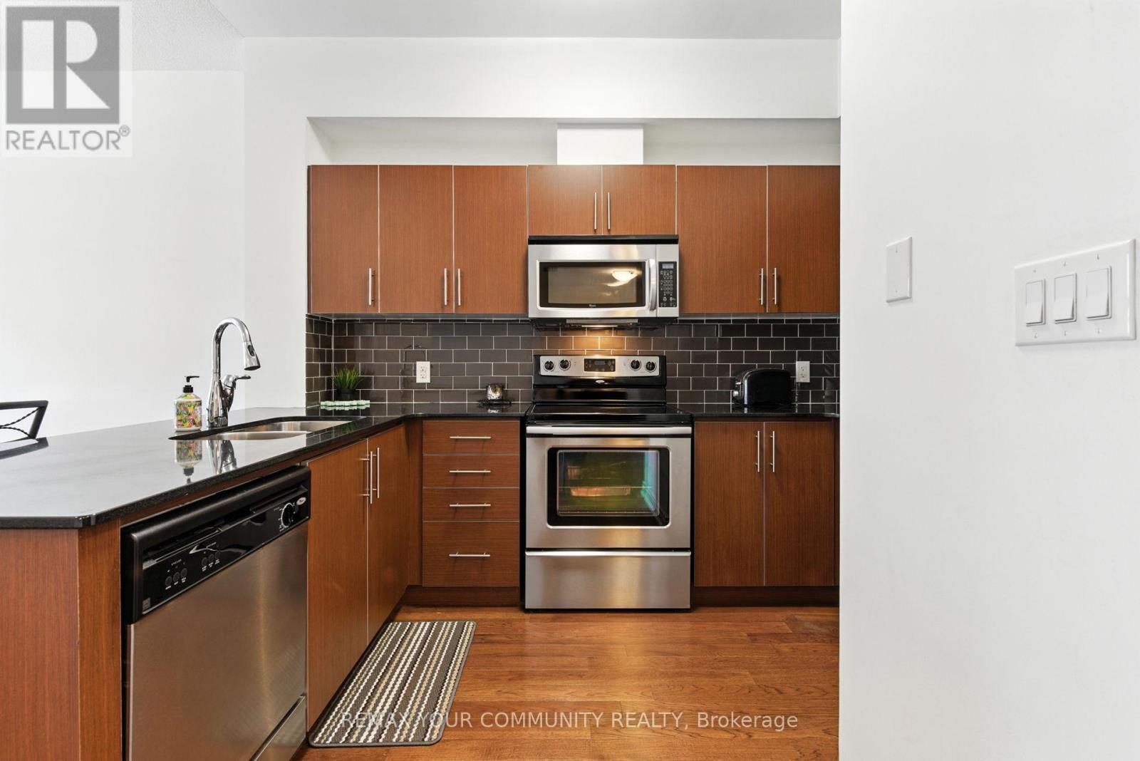 540 - 281 Woodbridge Avenue, Vaughan, Ontario  L4L 0C6 - Photo 11 - N12720174