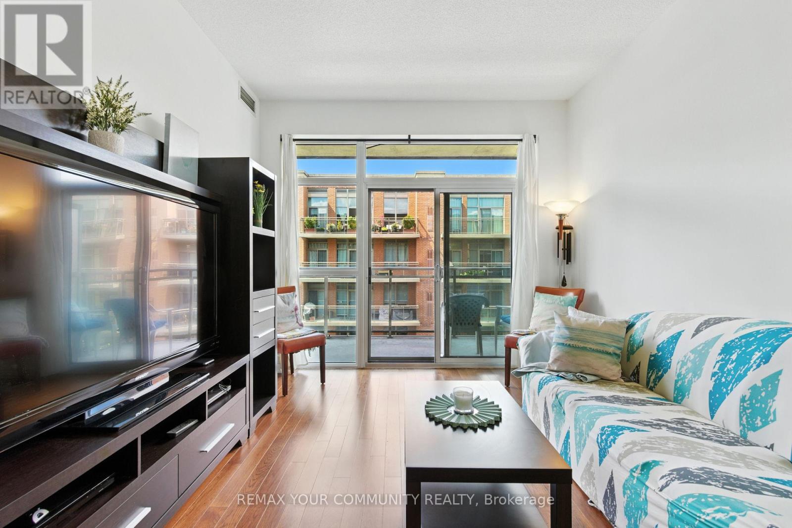 540 - 281 Woodbridge Avenue, Vaughan, Ontario  L4L 0C6 - Photo 7 - N12720174