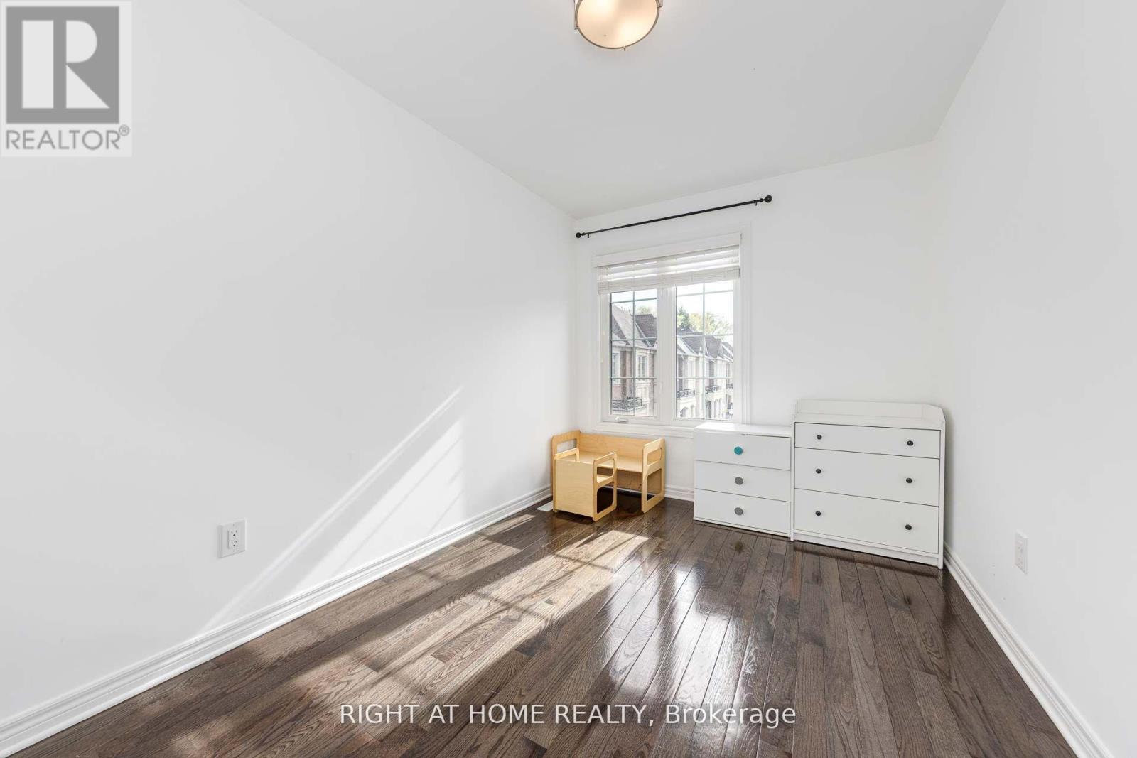 366 Doak Lane, Newmarket, Ontario  L3Y 0A8 - Photo 21 - N12720206