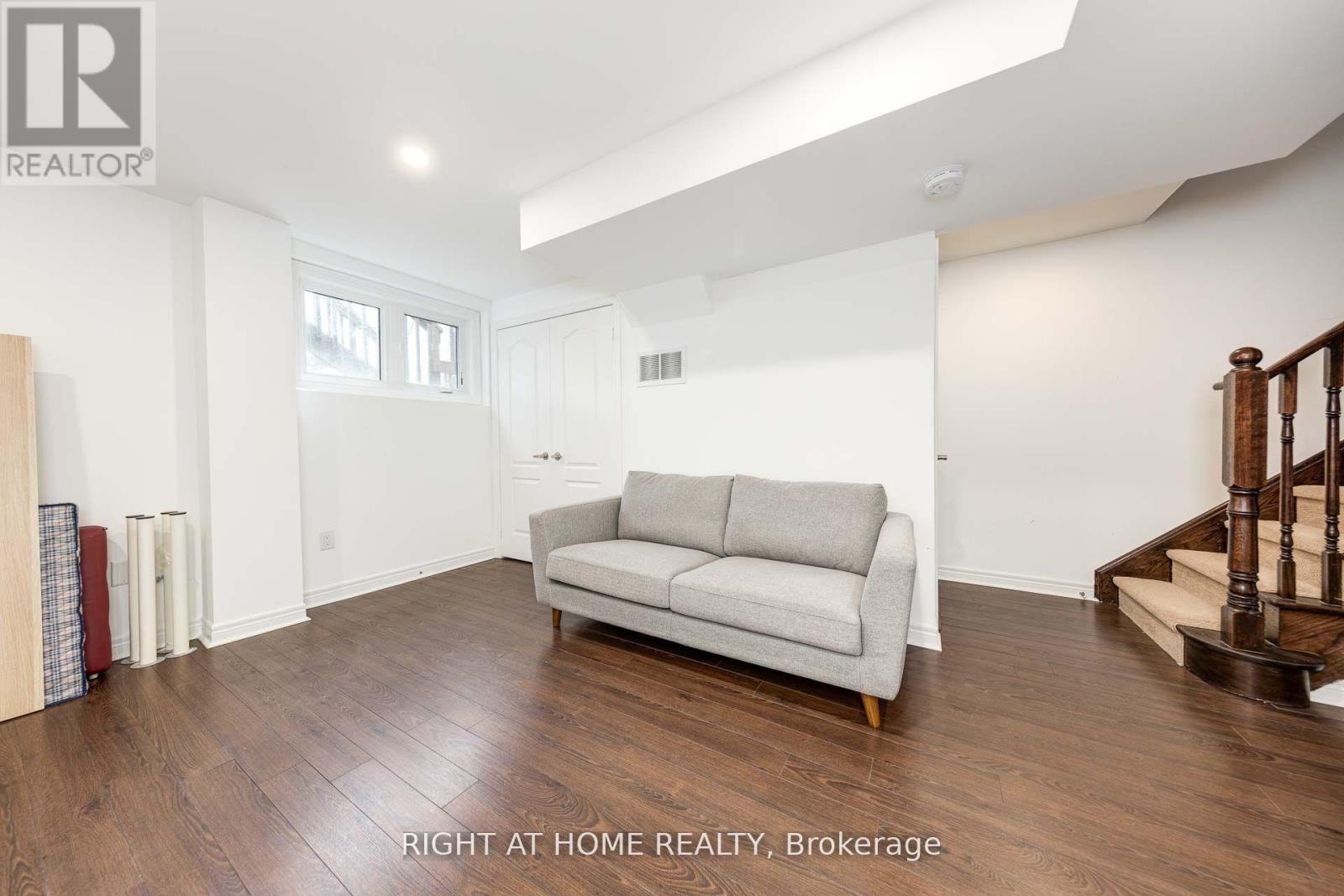 366 Doak Lane, Newmarket, Ontario  L3Y 0A8 - Photo 27 - N12720206