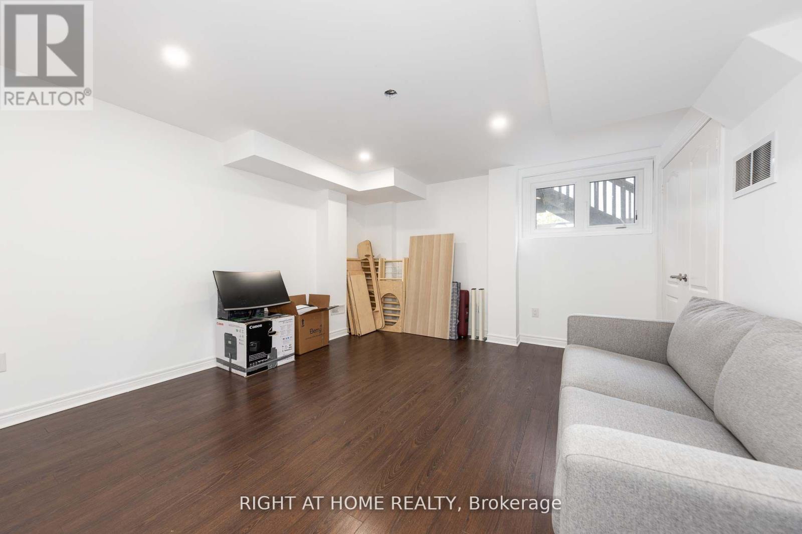 366 Doak Lane, Newmarket, Ontario  L3Y 0A8 - Photo 28 - N12720206