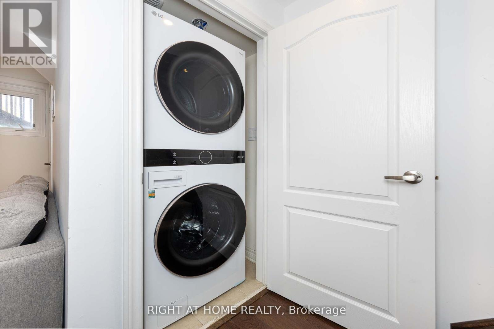 366 Doak Lane, Newmarket, Ontario  L3Y 0A8 - Photo 29 - N12720206