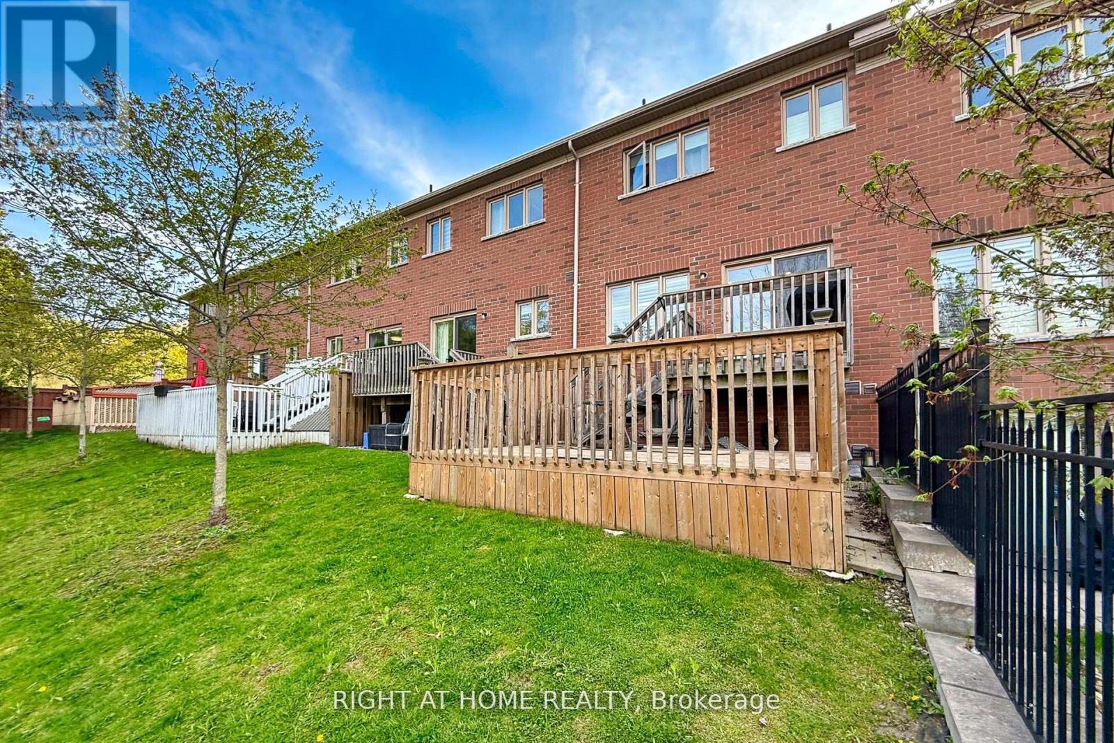 366 Doak Lane, Newmarket, Ontario  L3Y 0A8 - Photo 39 - N12720206