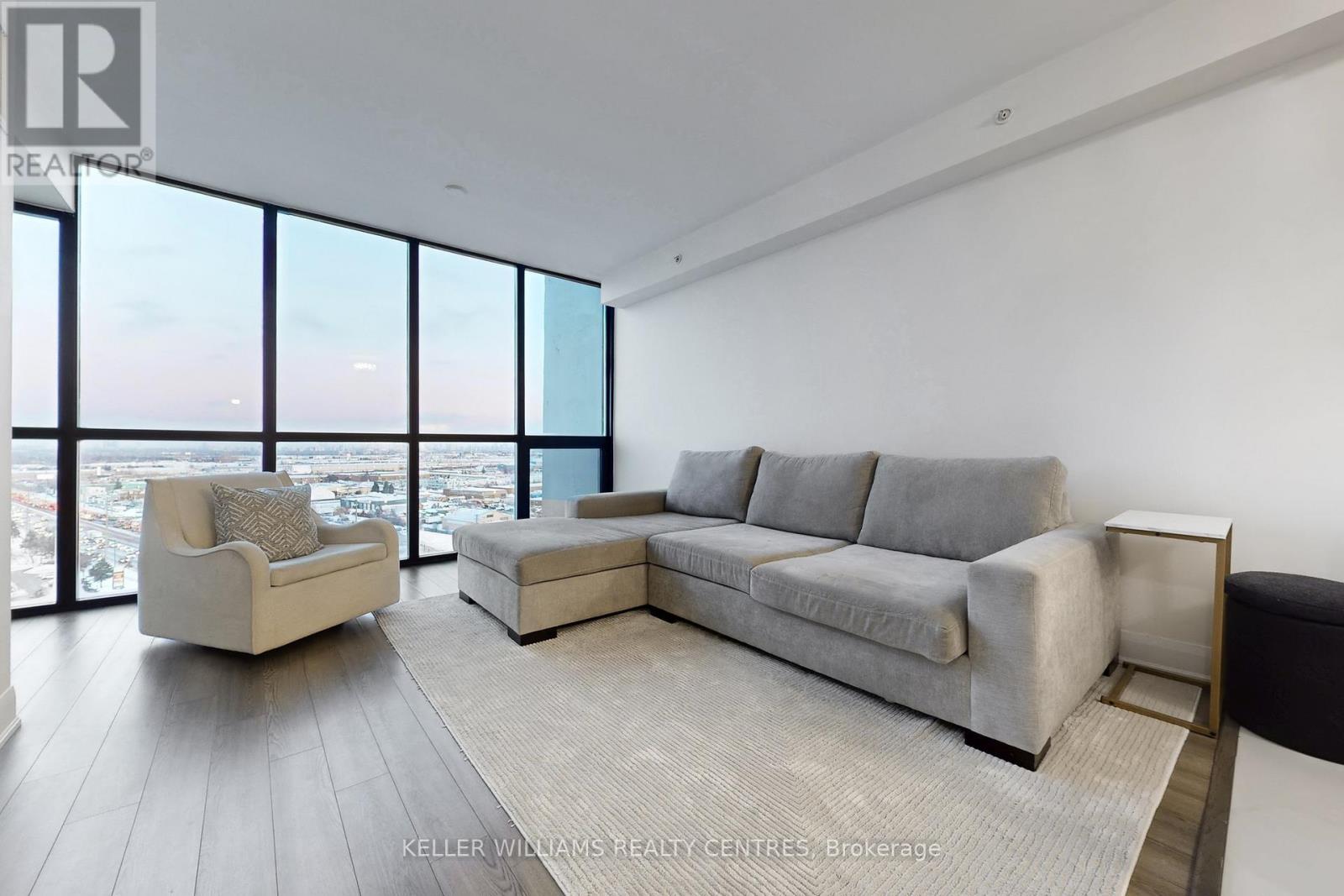 1410 - 2900 Highway 7 Road, Vaughan, Ontario  L4K 0G3 - Photo 10 - N12720220