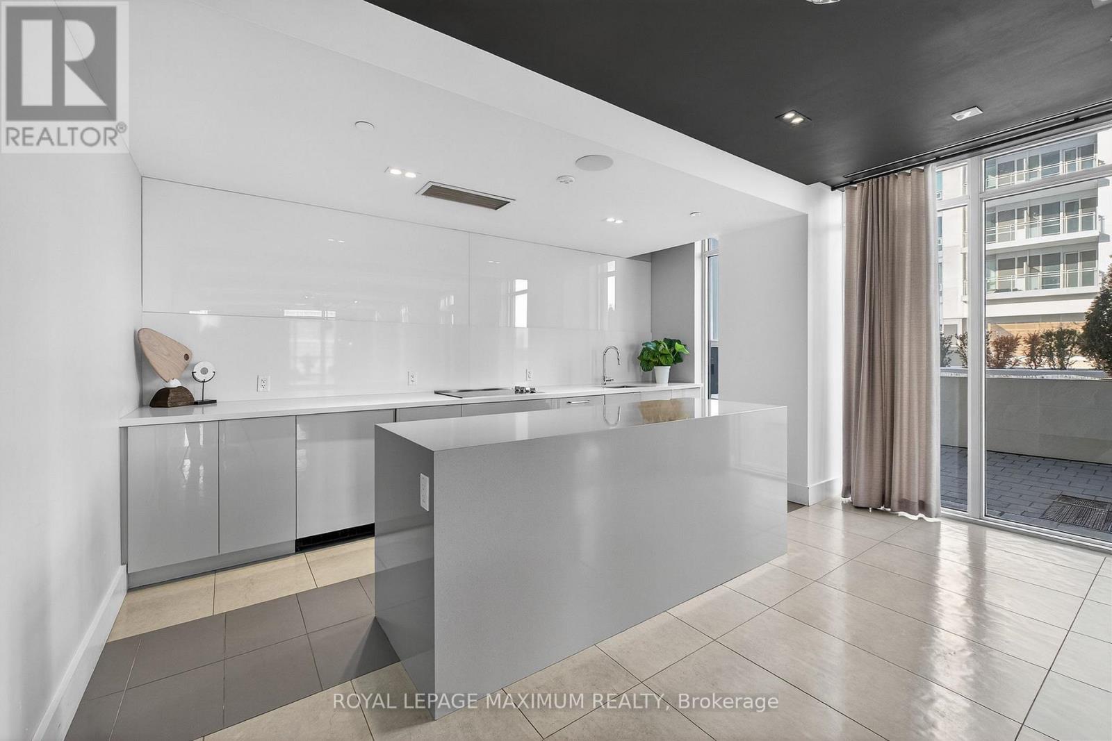 212e - 8868 Yonge Street, Richmond Hill, Ontario  L4C 0T4 - Photo 32 - N12720240