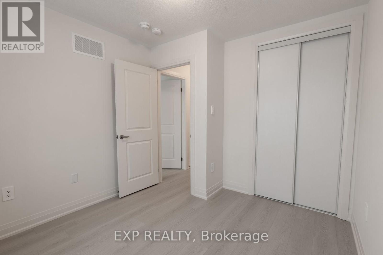 26 Stockholm Road, Barrie, Ontario  L9J 0L8 - Photo 17 - S12719810