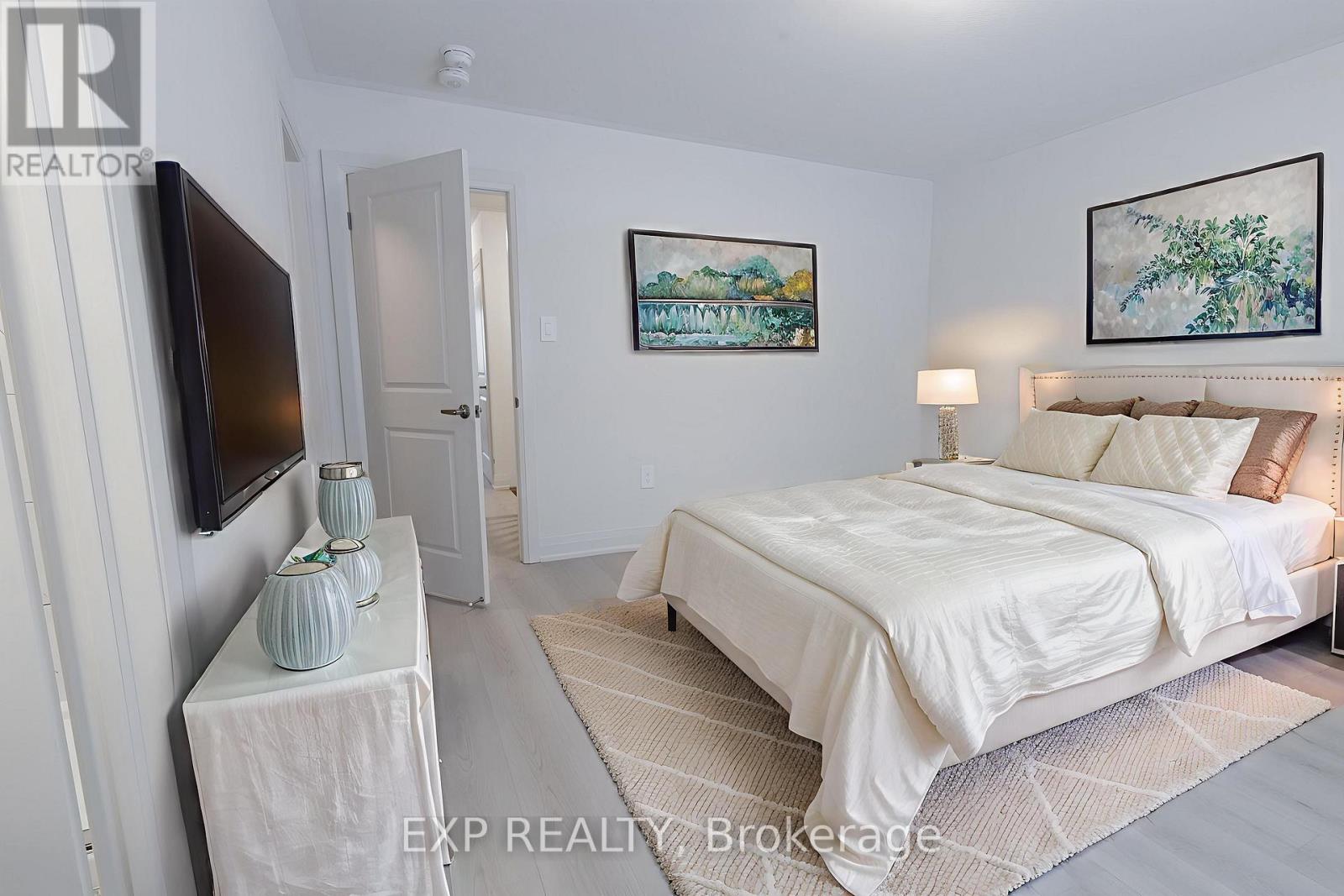 26 Stockholm Road, Barrie, Ontario  L9J 0L8 - Photo 9 - S12719810