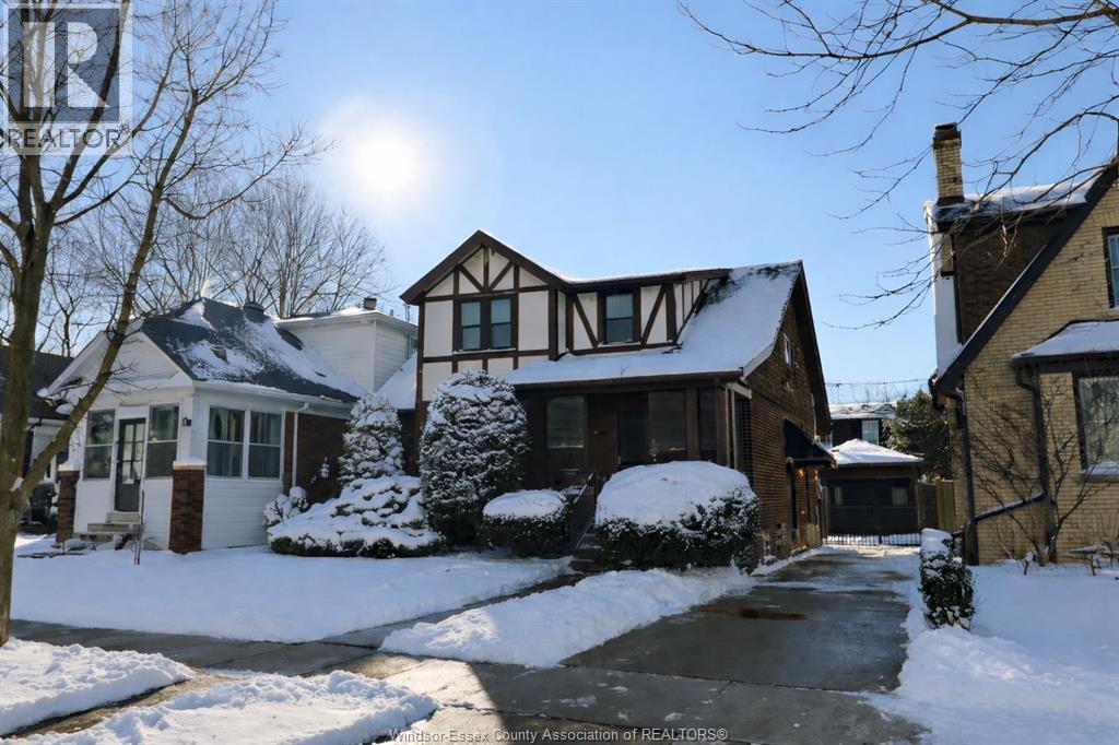 2333 Chilver, Windsor, Ontario  N8W 2V6 - Photo 1 - 25030638