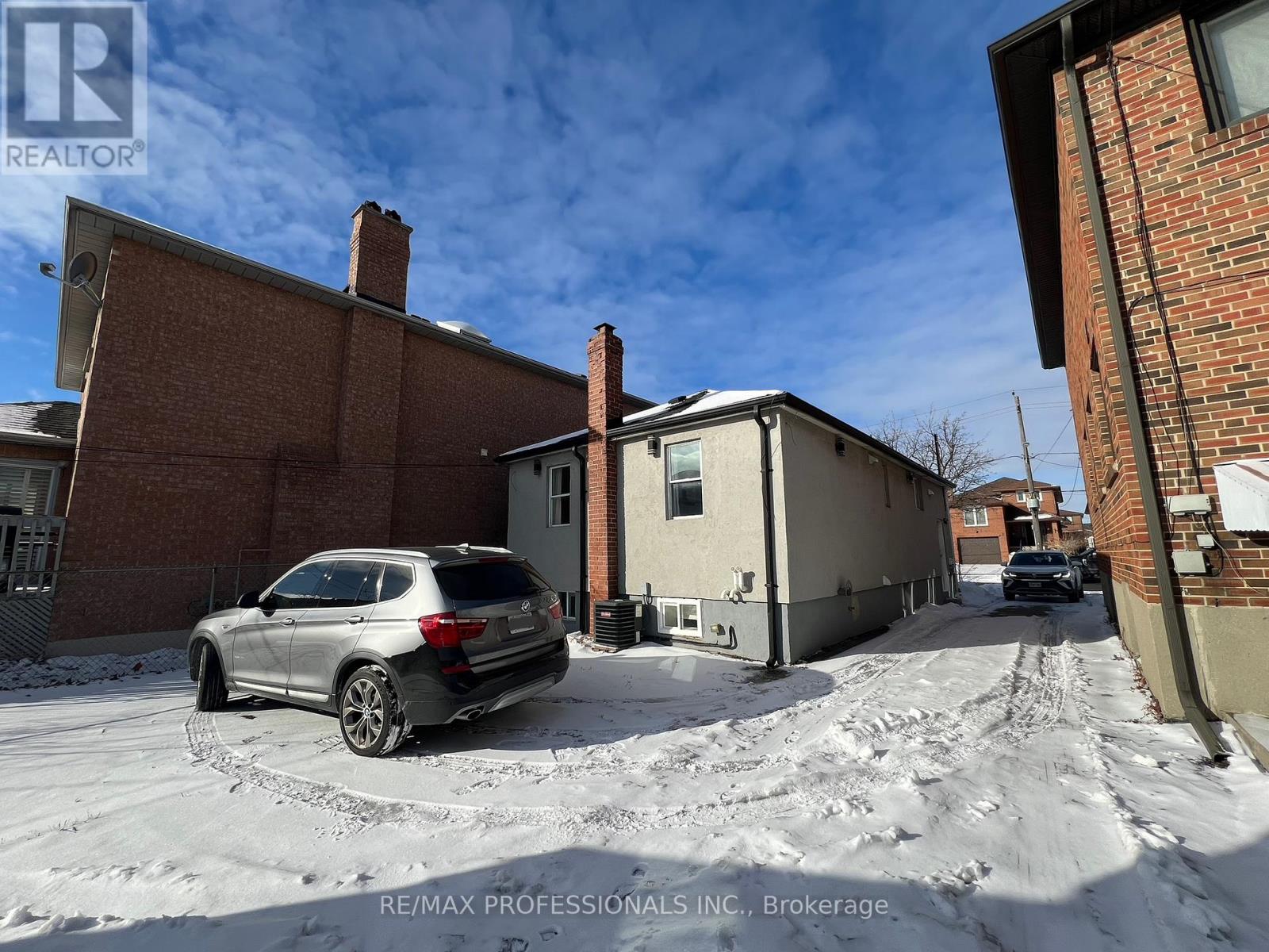 Lower-B - 53 Regent Road, Toronto, Ontario  M3K 1G8 - Photo 17 - W12720086