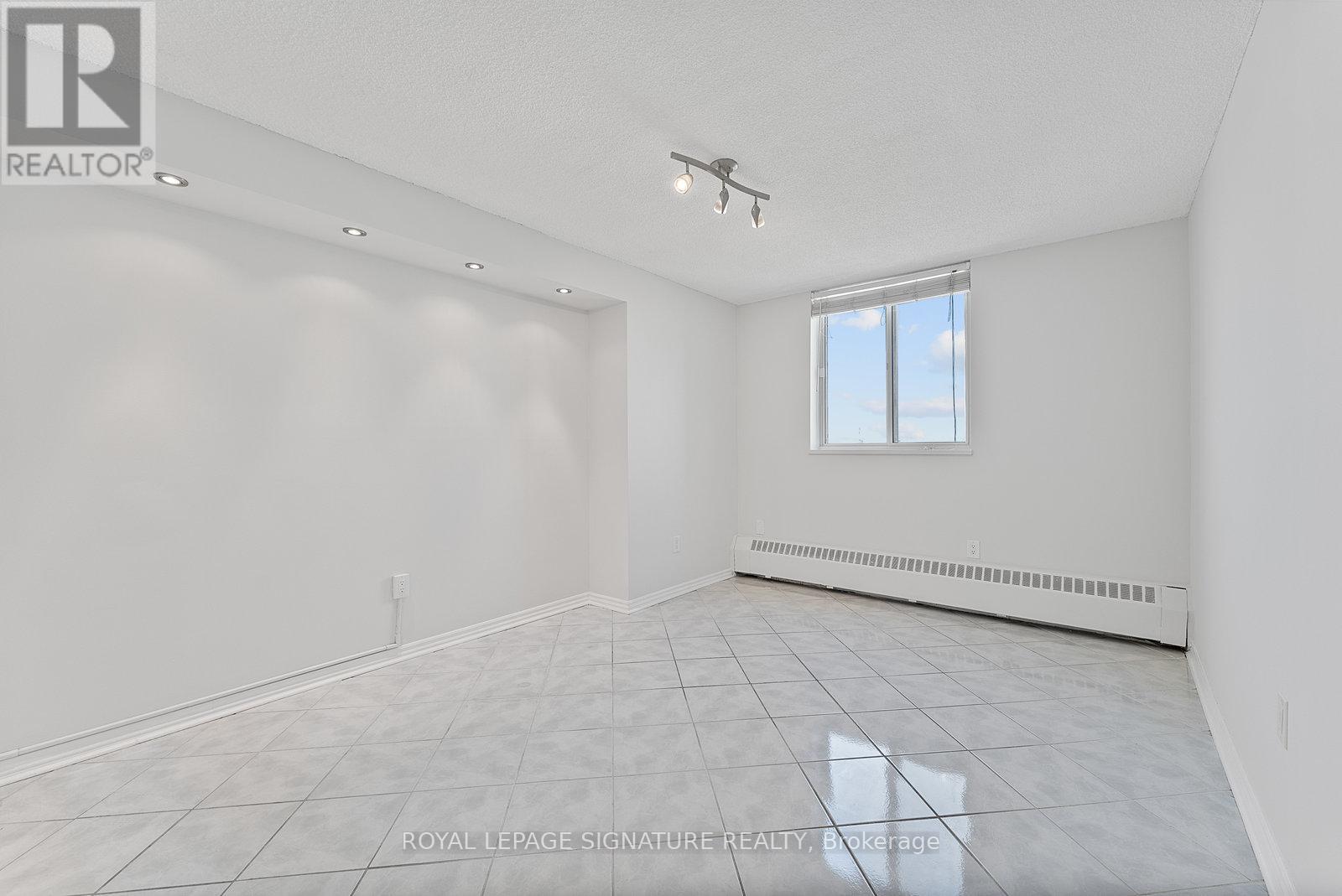 906 - 5 San Romanoway, Toronto, Ontario  M3N 2Y4 - Photo 15 - W12720090