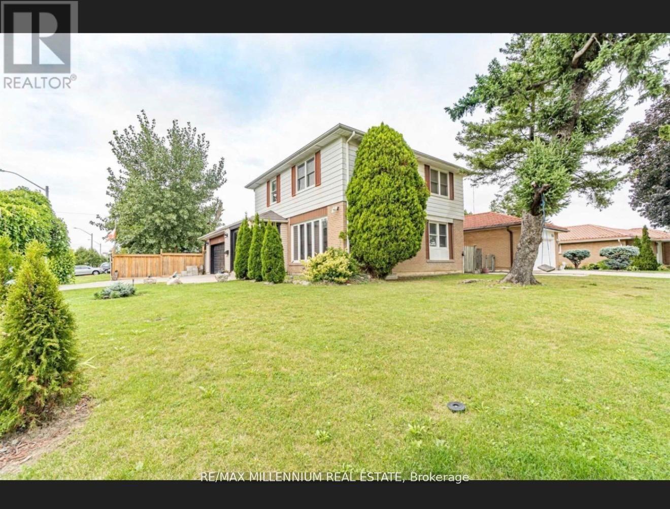 84 Dorset Drive S, Brampton, Ontario  L6T 2Y9 - Photo 10 - W12720096