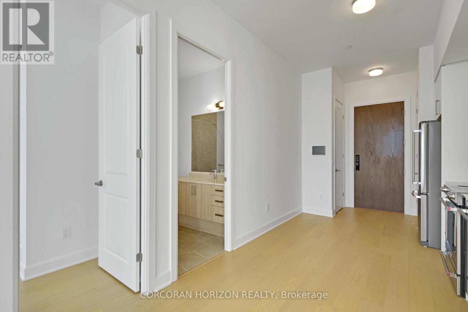 2009 - 3240 William Coltson Avenue, Oakville, Ontario  L6H 8C8 - Photo 11 - W12720100