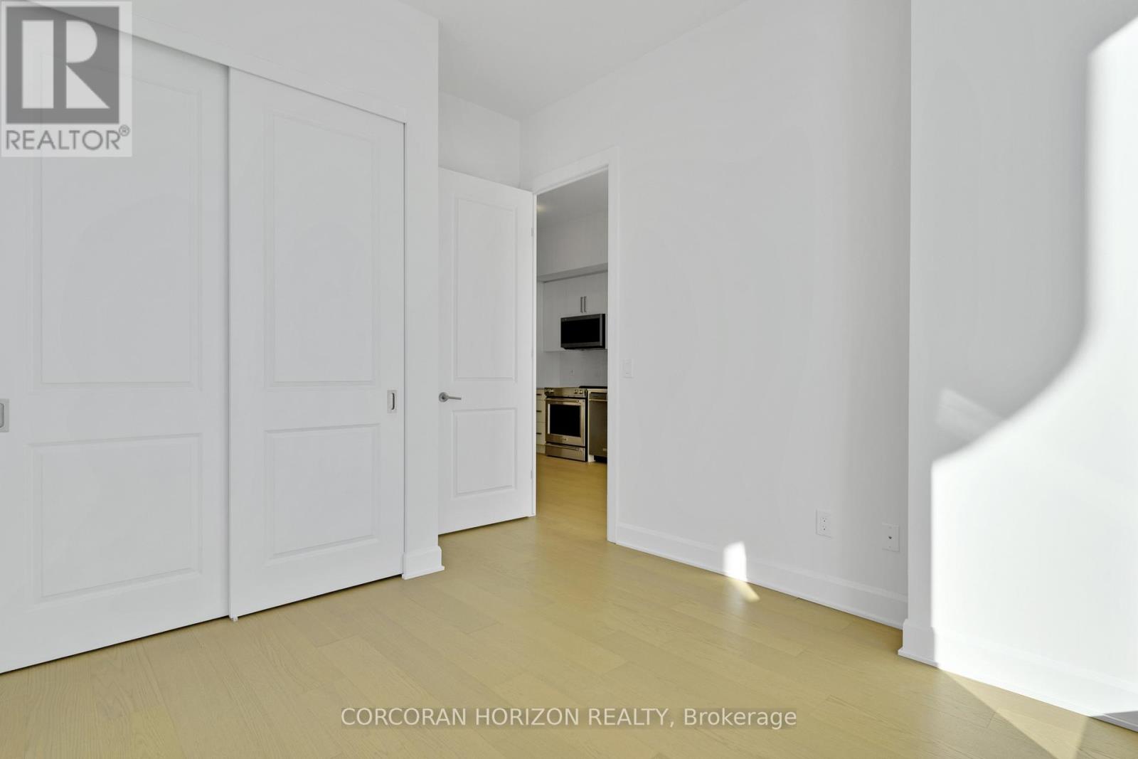 2009 - 3240 William Coltson Avenue, Oakville, Ontario  L6H 8C8 - Photo 15 - W12720100