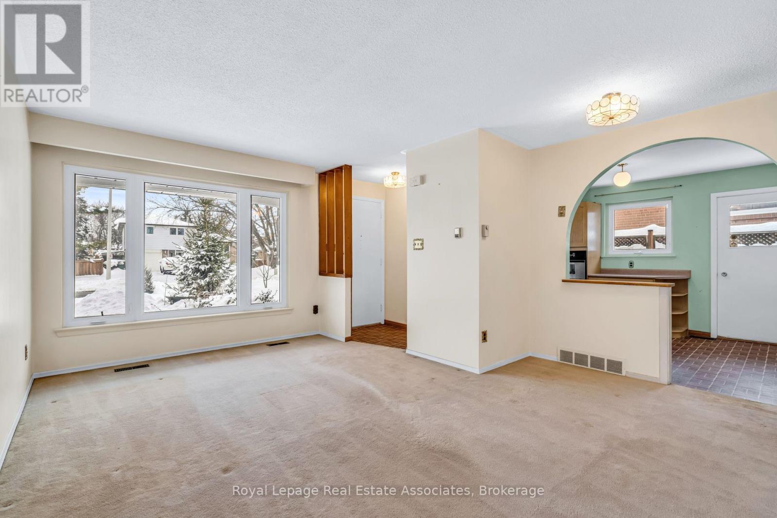 159 Bartley Bull Parkway, Brampton, Ontario  L6W 2K1 - Photo 10 - W12720112