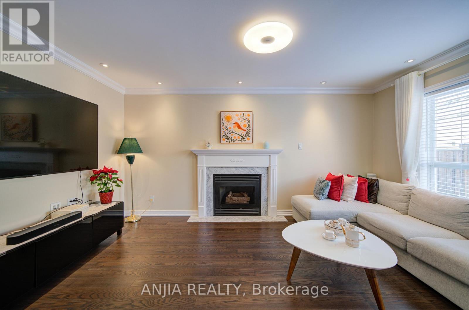 3435 Grand Park Drive, Mississauga, Ontario  L5B 4E3 - Photo 16 - W12720124