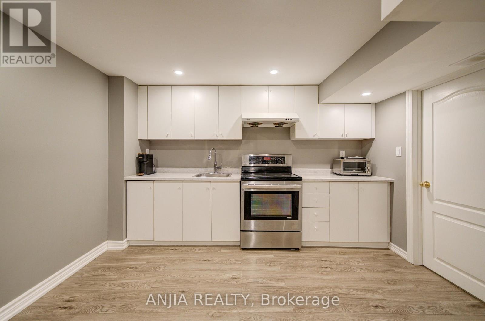 3435 Grand Park Drive, Mississauga, Ontario  L5B 4E3 - Photo 40 - W12720124