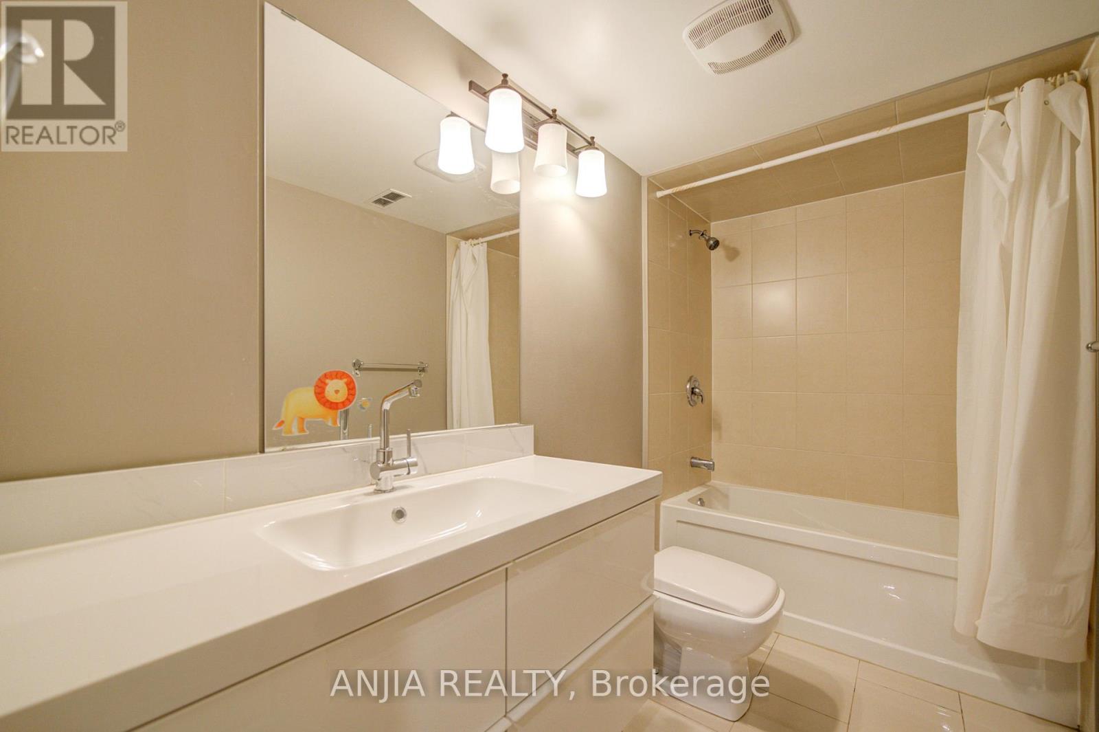 3435 Grand Park Drive, Mississauga, Ontario  L5B 4E3 - Photo 47 - W12720124
