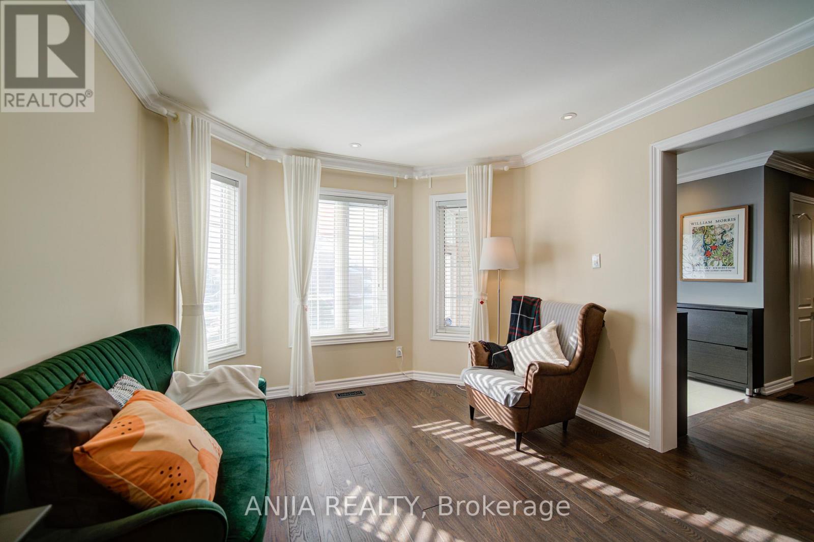 3435 Grand Park Drive, Mississauga, Ontario  L5B 4E3 - Photo 8 - W12720124