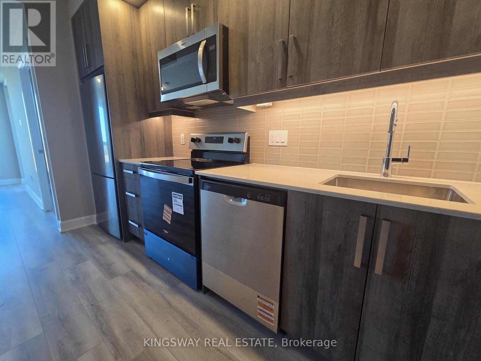 1405 - 3240 William Coltson Avenue, Oakville, Ontario  L6H 8C8 - Photo 10 - W12720128