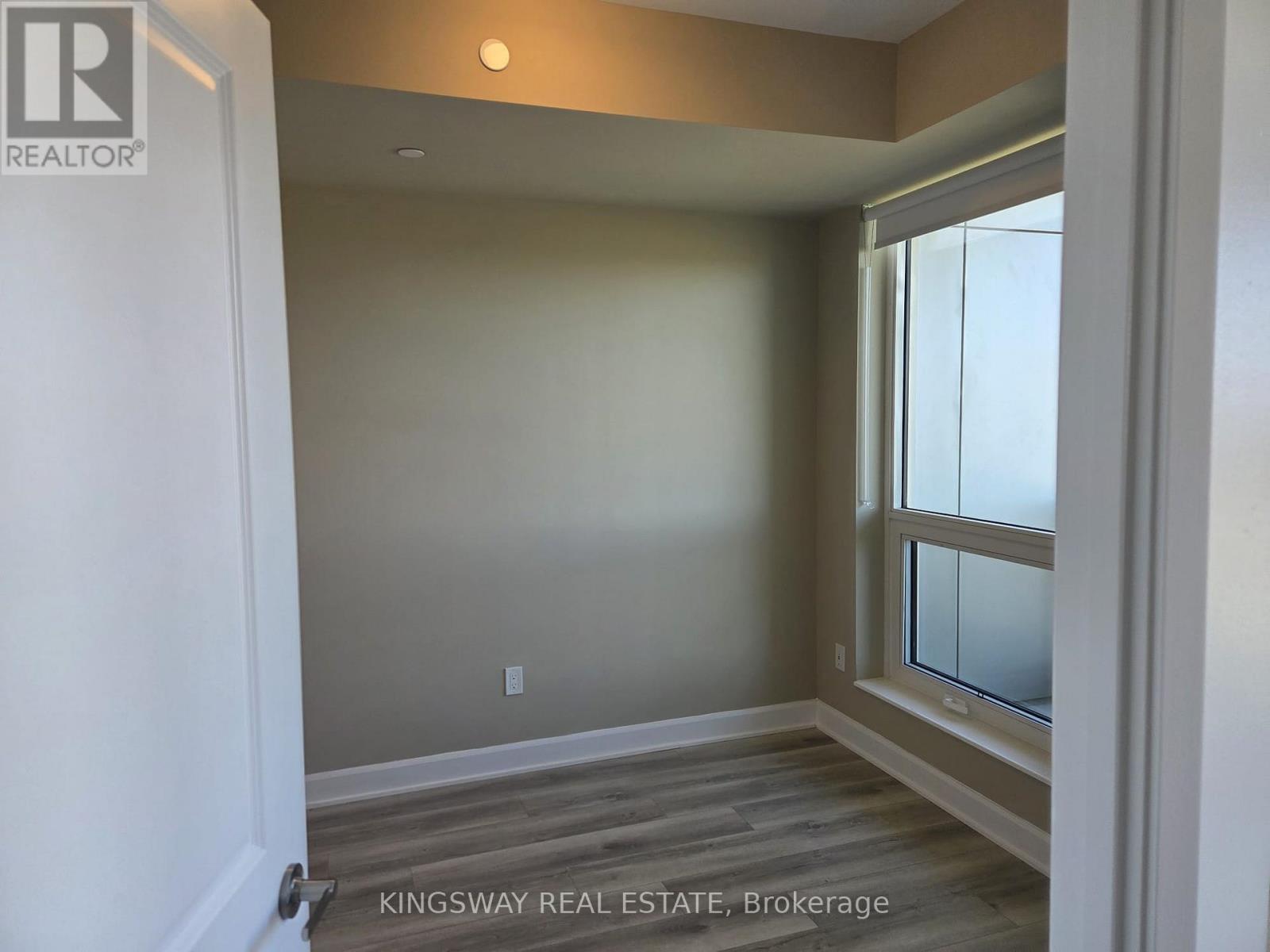 1405 - 3240 William Coltson Avenue, Oakville, Ontario  L6H 8C8 - Photo 16 - W12720128