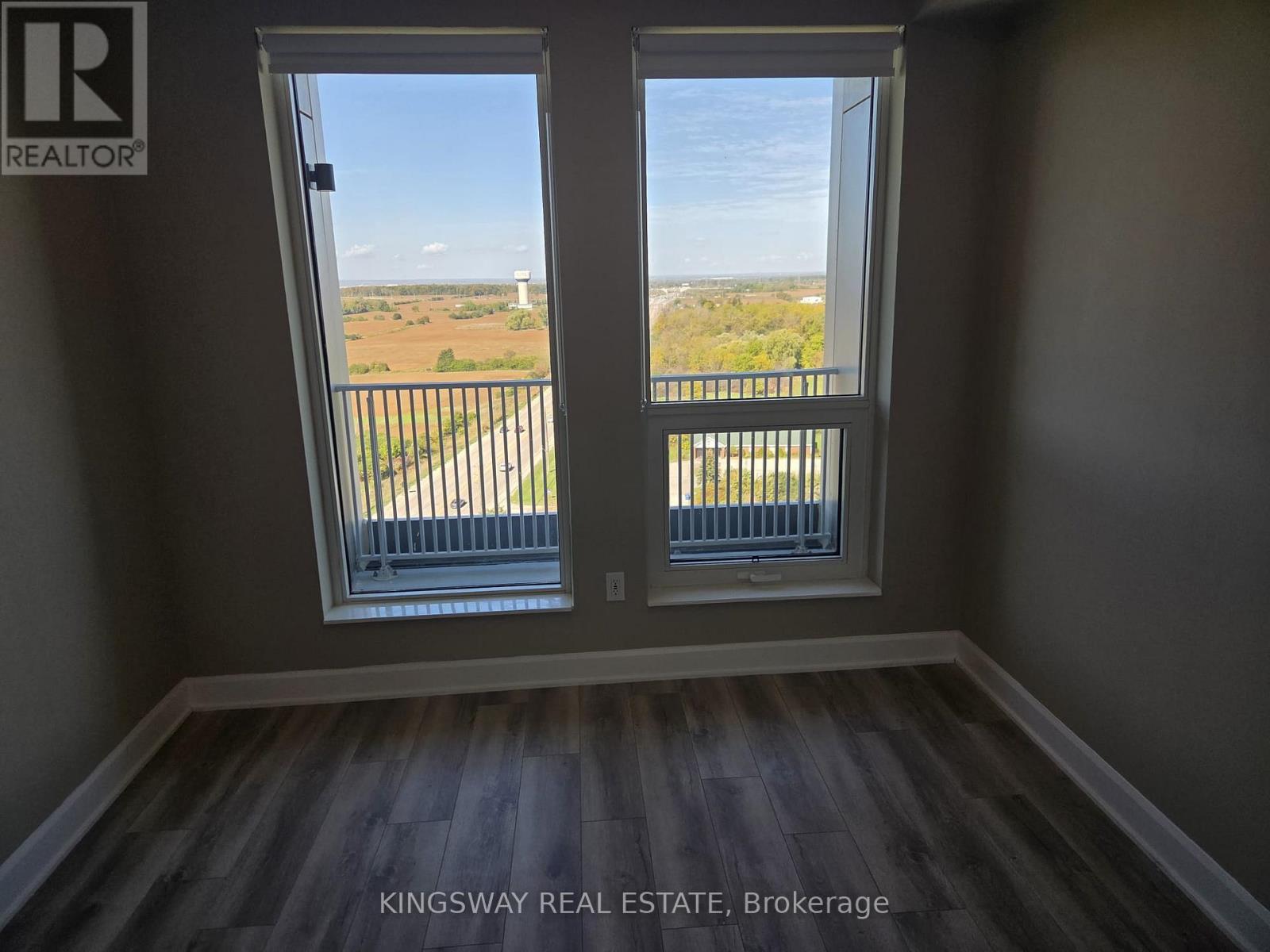 1405 - 3240 William Coltson Avenue, Oakville, Ontario  L6H 8C8 - Photo 21 - W12720128