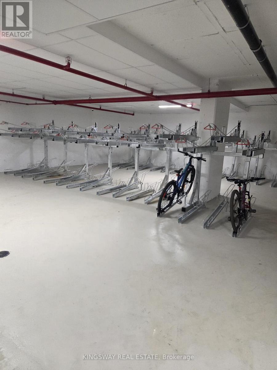 1405 - 3240 William Coltson Avenue, Oakville, Ontario  L6H 8C8 - Photo 37 - W12720128