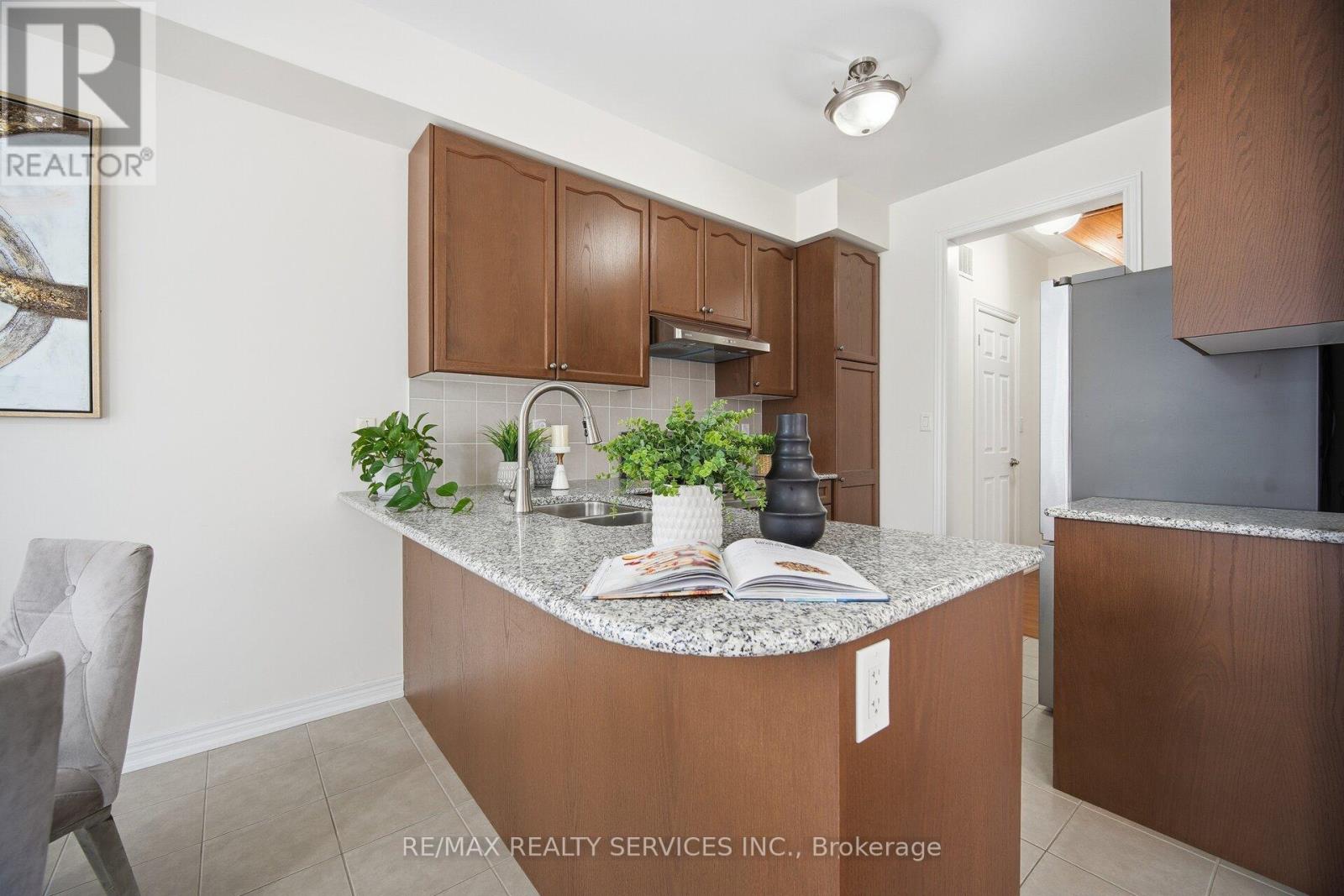 112 Mcpherson Road, Caledon, Ontario  L7C 4A7 - Photo 16 - W12720136