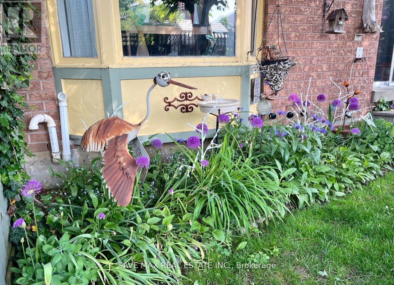 13 Pressed Brick Drive, Brampton, Ontario  L6V 4K8 - Photo 41 - W12720184