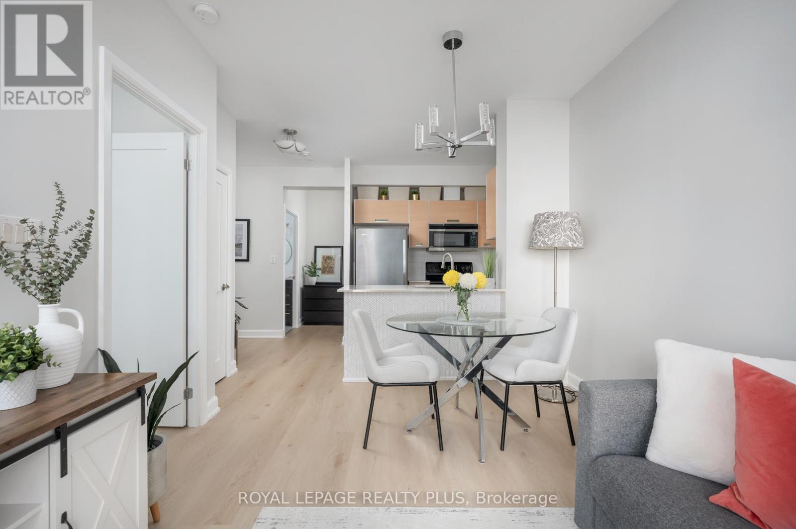 907 - 3391 Bloor Street W, Toronto, Ontario M8X 1G3 - Photo 16 - W12720226