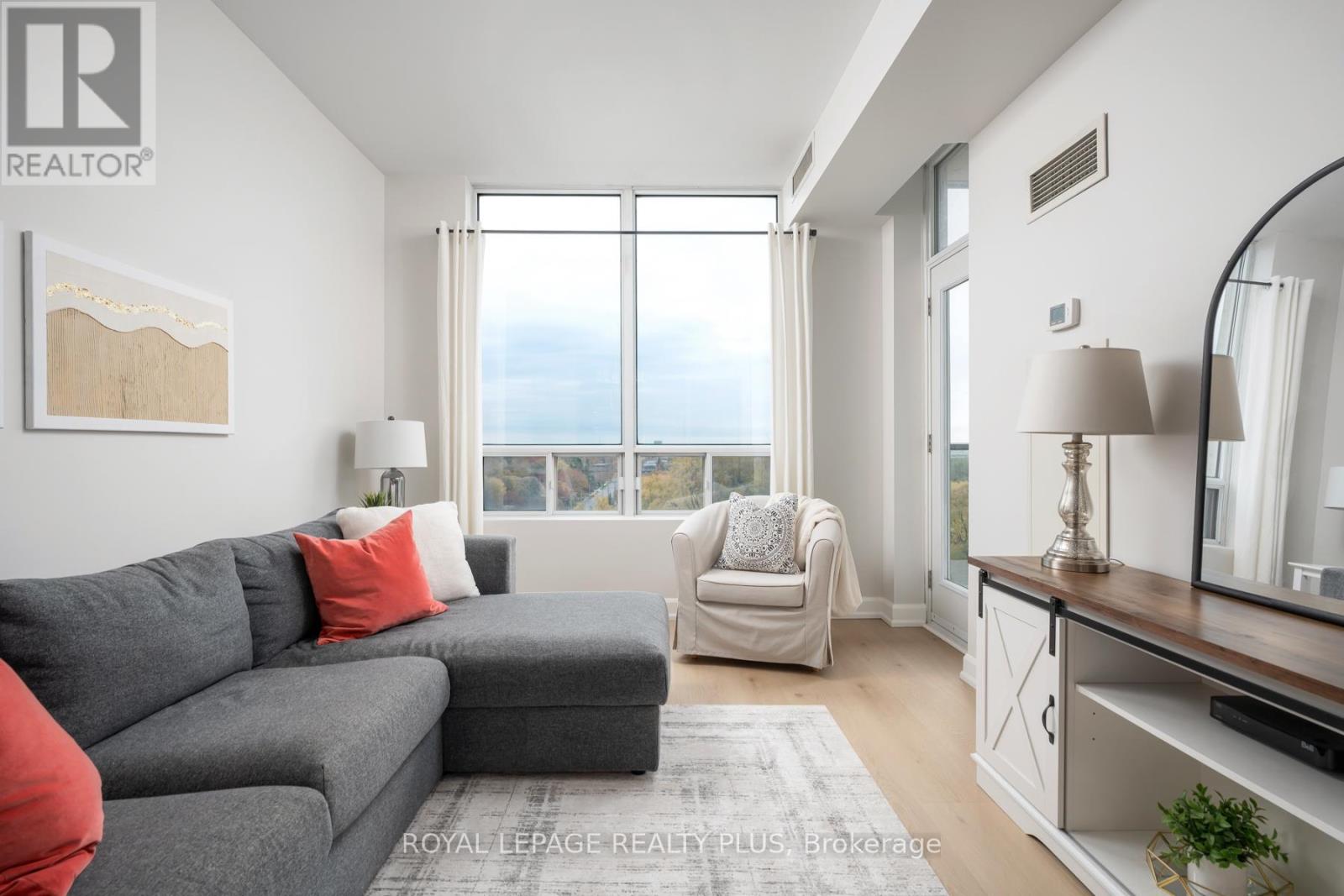 907 - 3391 Bloor Street W, Toronto, Ontario M8X 1G3 - Photo 19 - W12720226