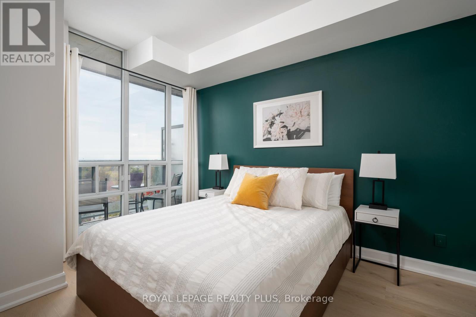 907 - 3391 Bloor Street W, Toronto, Ontario M8X 1G3 - Photo 23 - W12720226