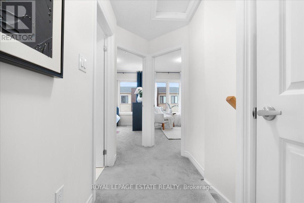 39 Radison Lane, Hamilton, Ontario  L8H 0B5 - Photo 15 - X12720044