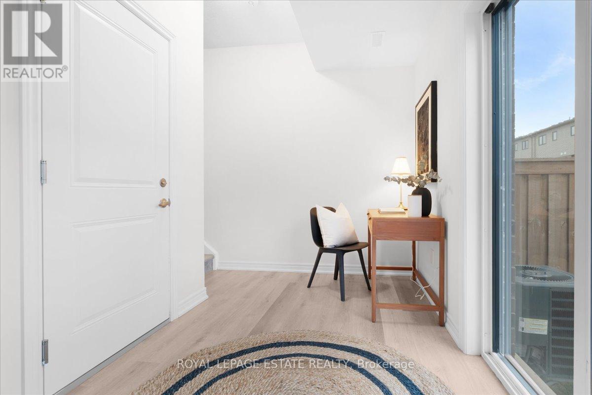 39 Radison Lane, Hamilton, Ontario  L8H 0B5 - Photo 26 - X12720044