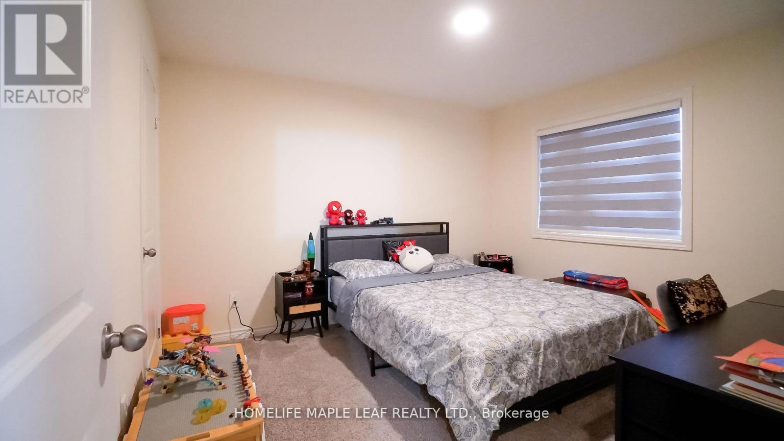 3912 Auckland Avenue, London South, Ontario  N6L 0J3 - Photo 3 - X12720104