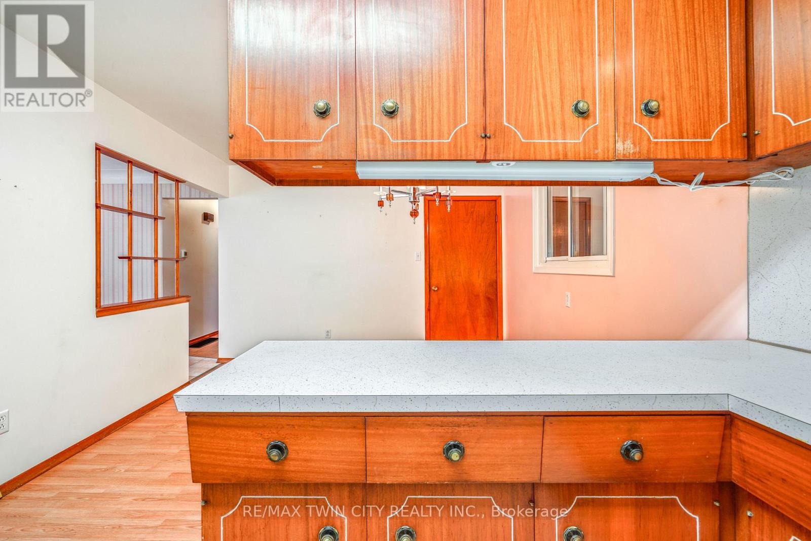 8 Stockdale Drive, Brantford, Ontario  N3R 2R5 - Photo 17 - X12720246