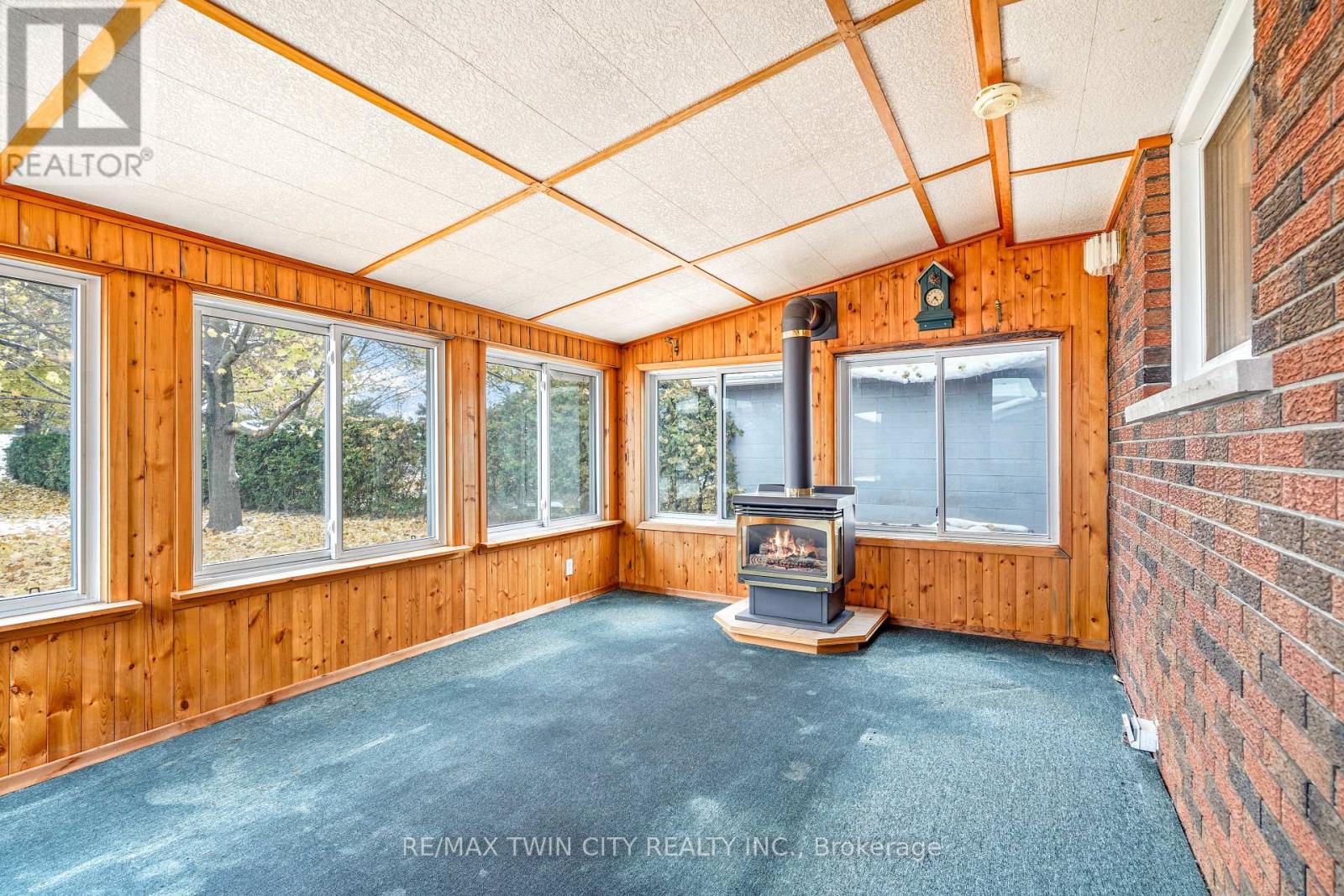 8 Stockdale Drive, Brantford, Ontario  N3R 2R5 - Photo 18 - X12720246