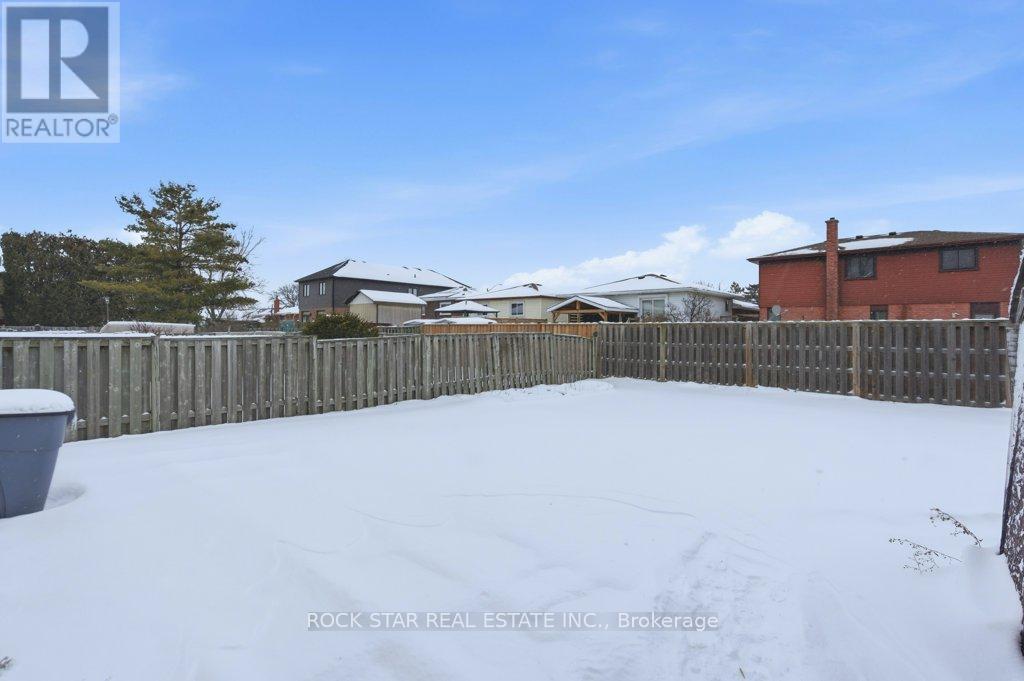 Main Fl - 115 Elmore Drive, Hamilton, Ontario  L8W 2C5 - Photo 17 - X12720252