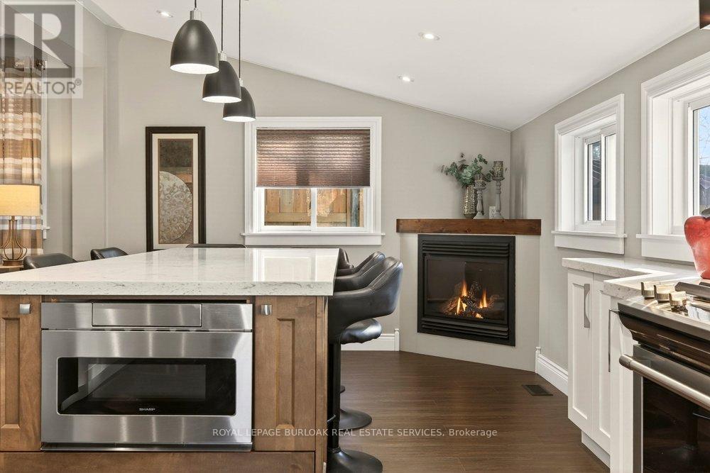 44 James Street, Hamilton, Ontario  L9H 2J6 - Photo 16 - X12720258