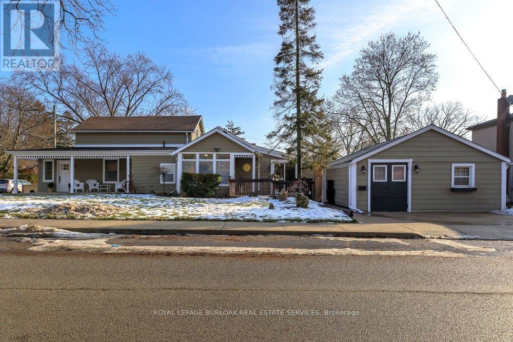 44 James Street, Hamilton, Ontario  L9H 2J6 - Photo 2 - X12720258