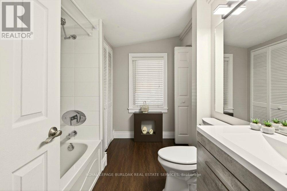 44 James Street, Hamilton, Ontario  L9H 2J6 - Photo 27 - X12720258