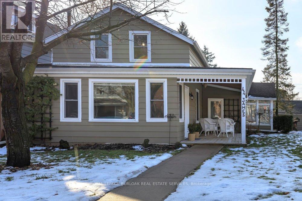 44 James Street, Hamilton, Ontario  L9H 2J6 - Photo 4 - X12720258