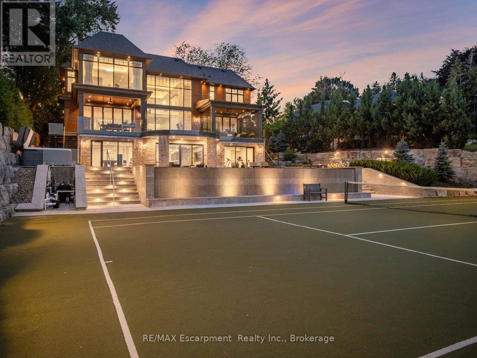 140 Secord Lane, Burlington, Ontario  L7L 2H7 - Photo 46 - W12720280