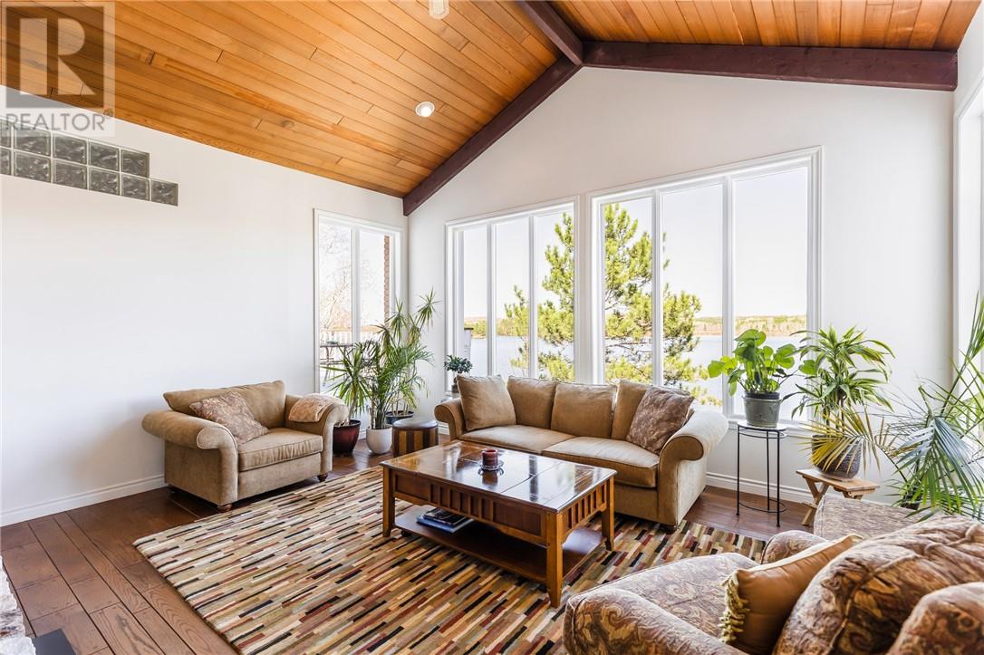 2100 South Bay Road, Sudbury, Ontario  P3E 6H7 - Photo 12 - 2125962