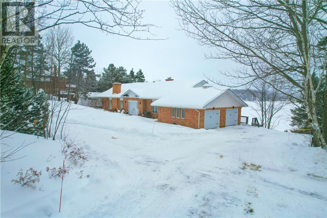 2100 South Bay Road, Sudbury, Ontario  P3E 6H7 - Photo 1 - 2125962