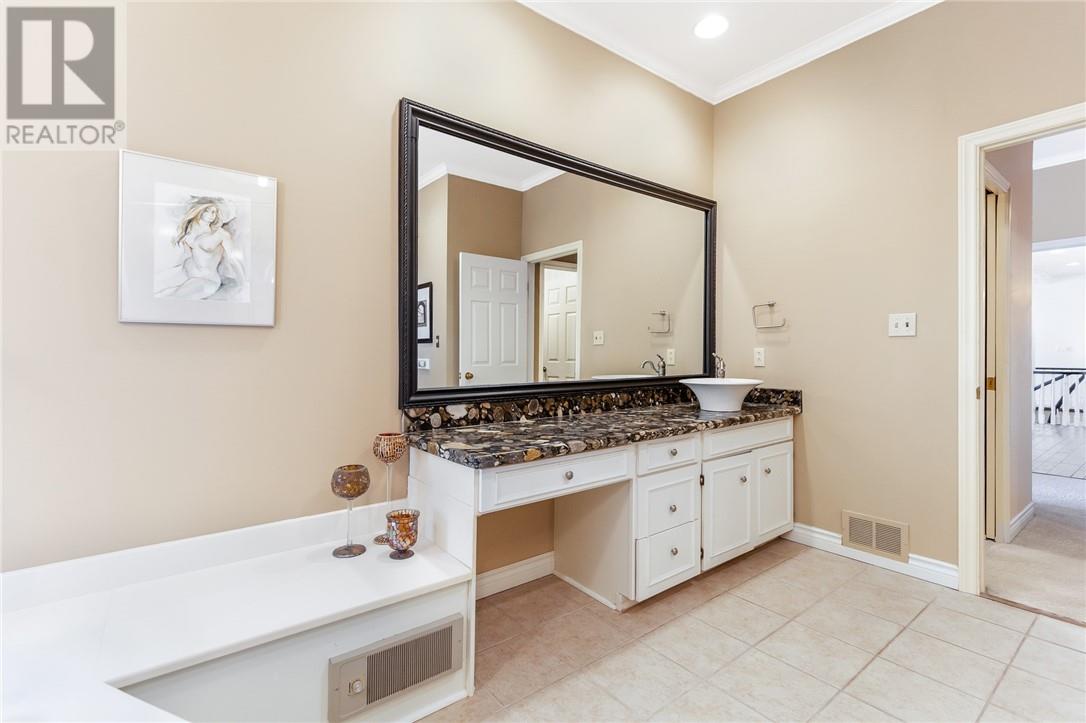 2100 South Bay Road, Sudbury, Ontario  P3E 6H7 - Photo 37 - 2125962