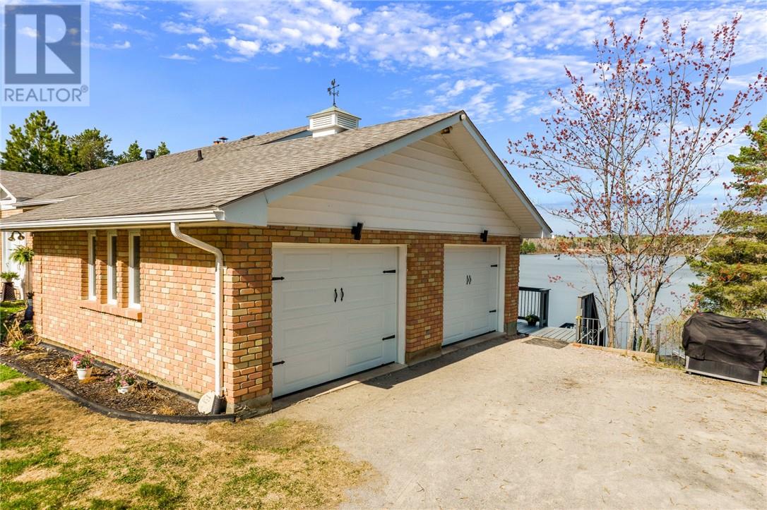 2100 South Bay Road, Sudbury, Ontario  P3E 6H7 - Photo 59 - 2125962