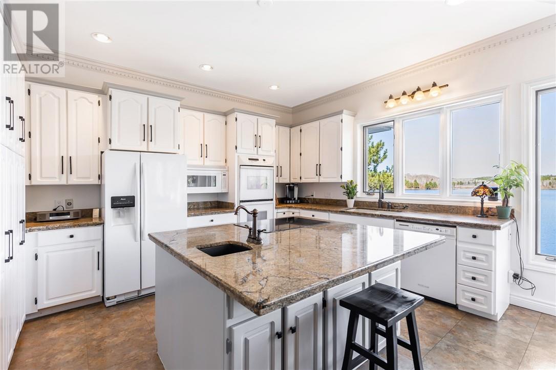 2100 South Bay Road, Sudbury, Ontario  P3E 6H7 - Photo 22 - 2125962