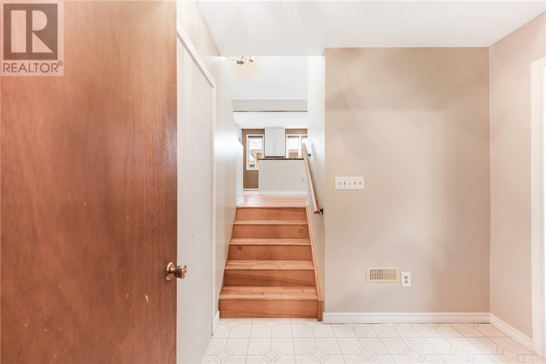 1089 Soloy Drive, Sudbury, Ontario  P3A 1E6 - Photo 6 - 2126049