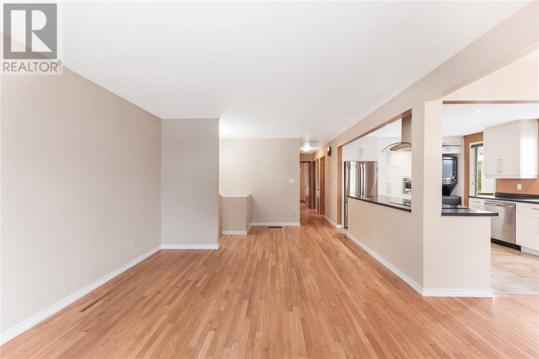 1089 Soloy Drive, Sudbury, Ontario  P3A 1E6 - Photo 9 - 2126049