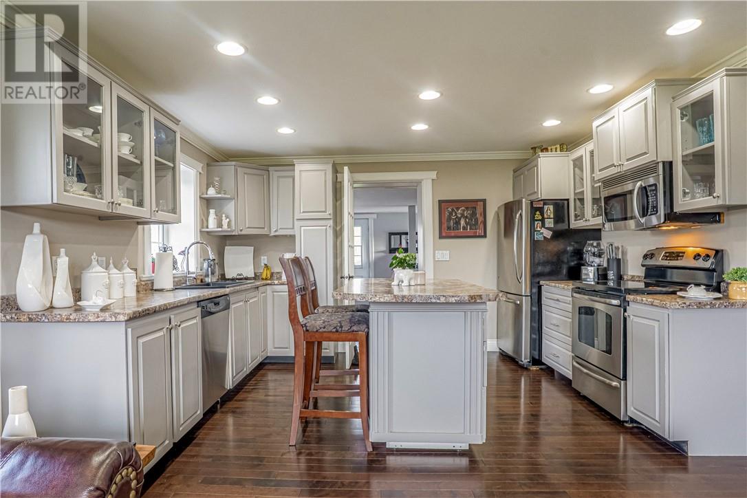 1110 Hwy 17, Wahnapitae, Ontario  P0M 3C0 - Photo 12 - 2126163